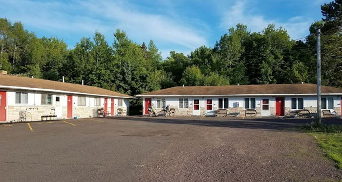 Northwoods Motel - From Web Listing (newer photo)